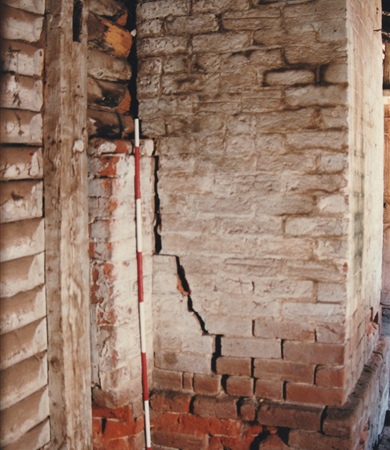 Cracked south fireplace 1997 